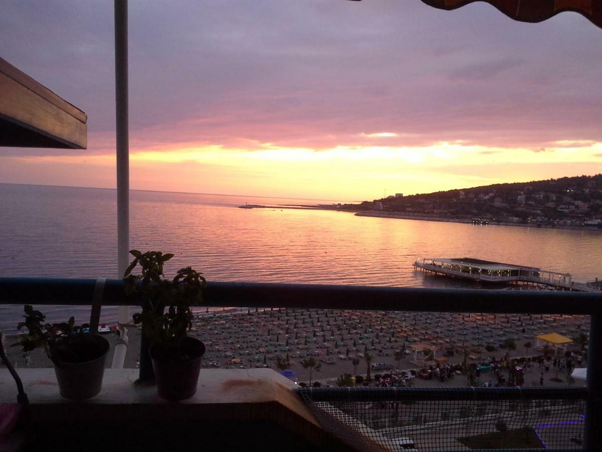 Nada Seaview Apartment Shëngjin エクステリア 写真